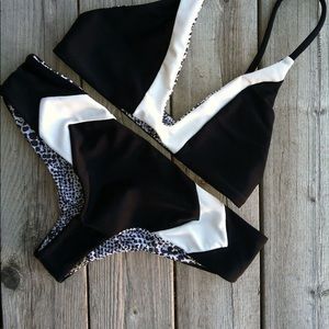 Acacia swimwear Mentawai Bikini Bottoms Black